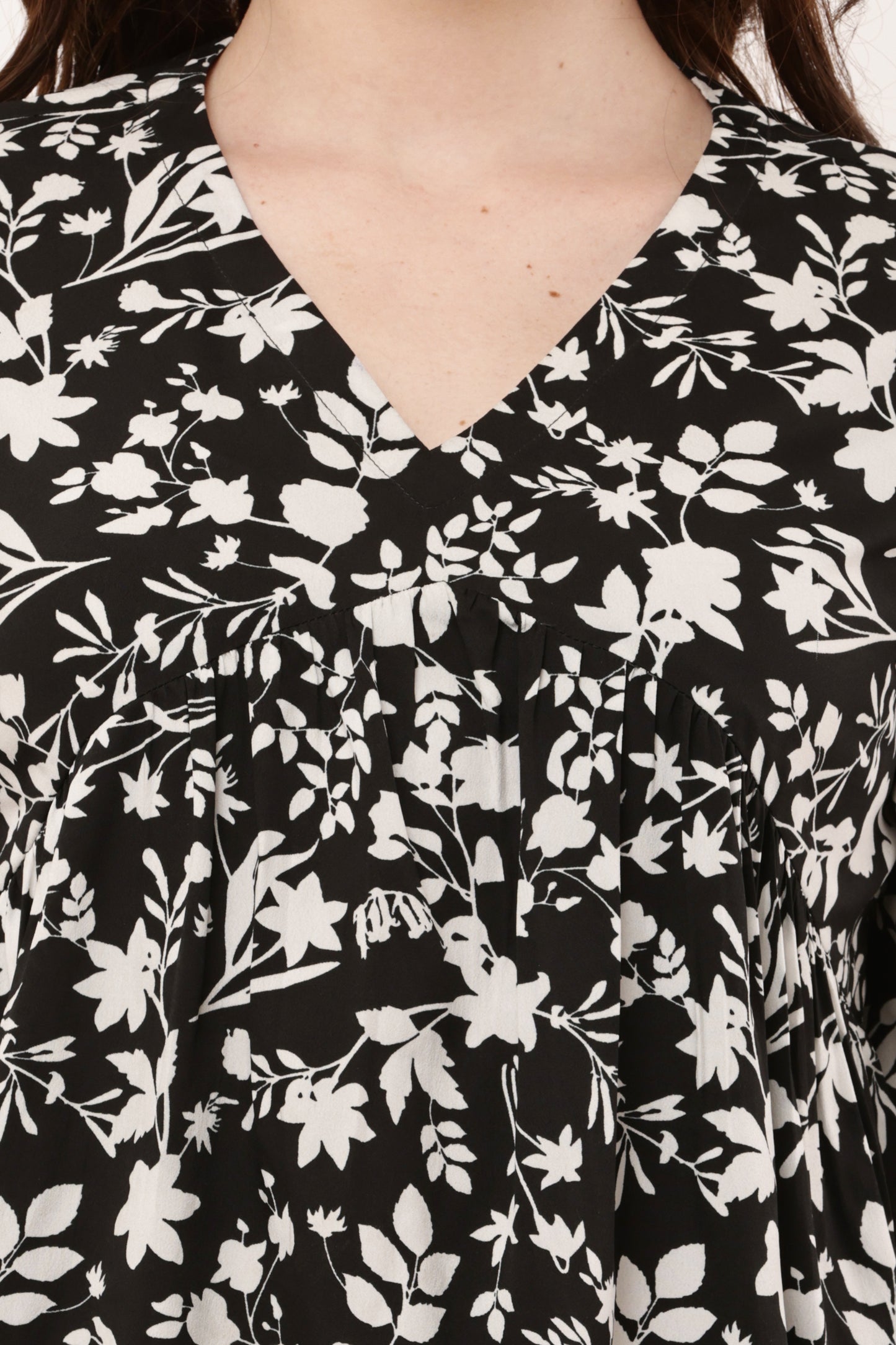 Women's Paisley Print Ruffle Sleeve Top